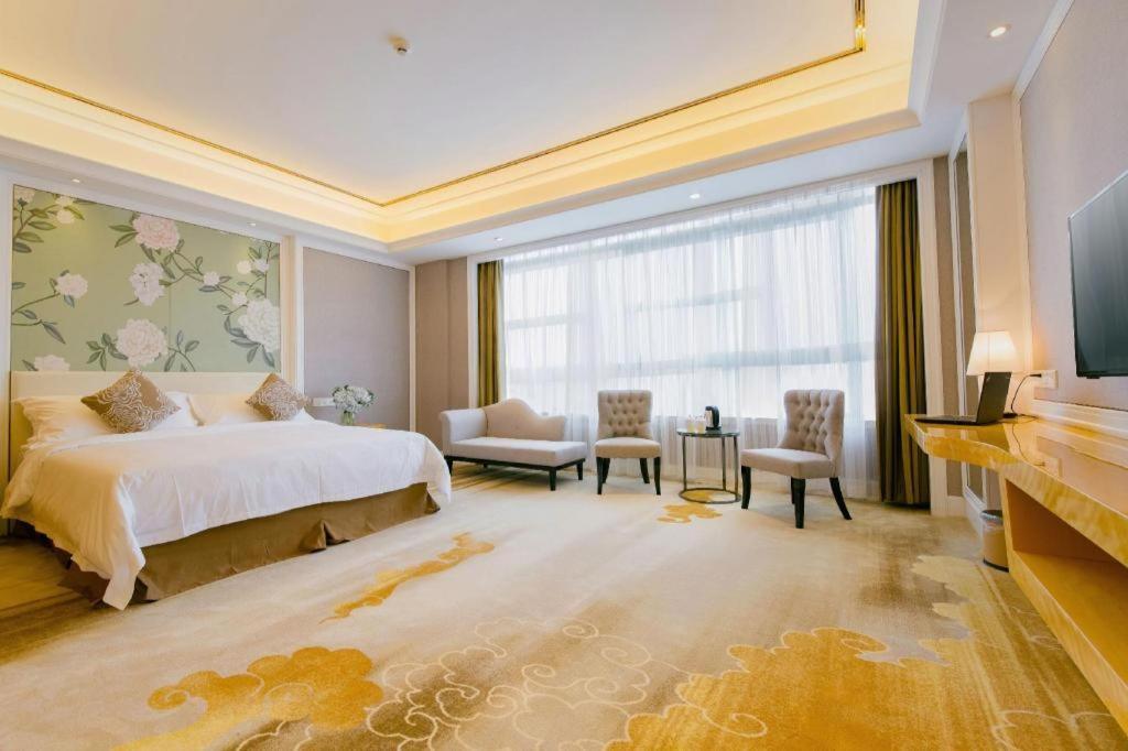 Vienna International Shenzhen Tianan Digital City Extérieur photo